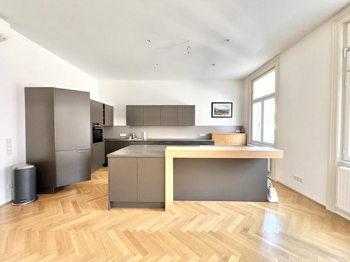 Wohnzimmer & Kche