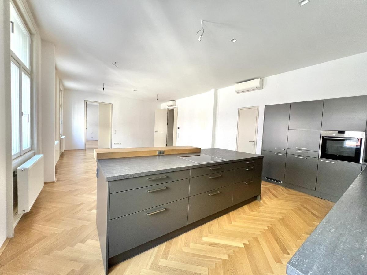Wohnzimmer & Kche