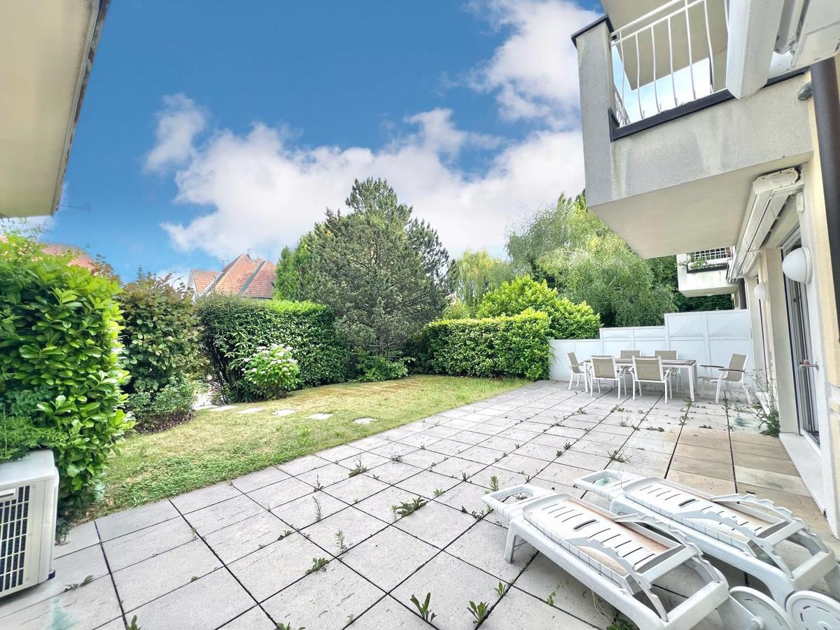 Terrasse & Garten