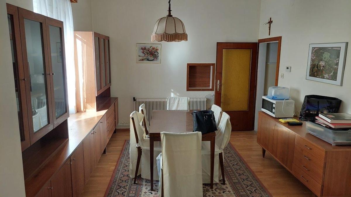 14 Esszimmer