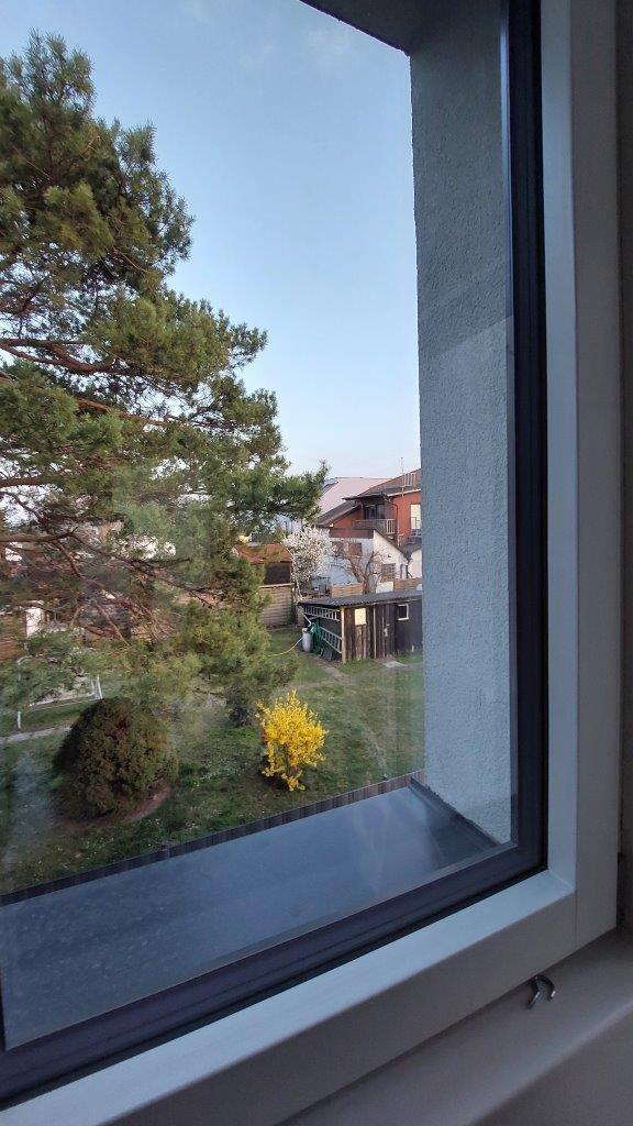 20 Fensterausblick OG