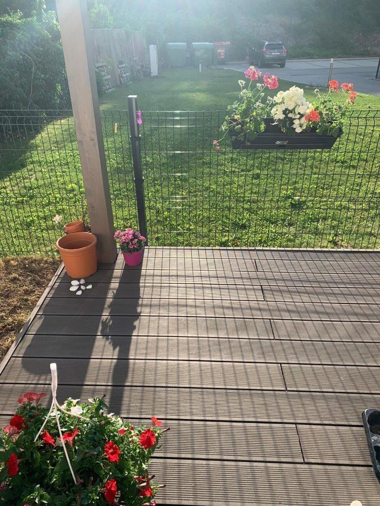 17 Terrassenblick 2700