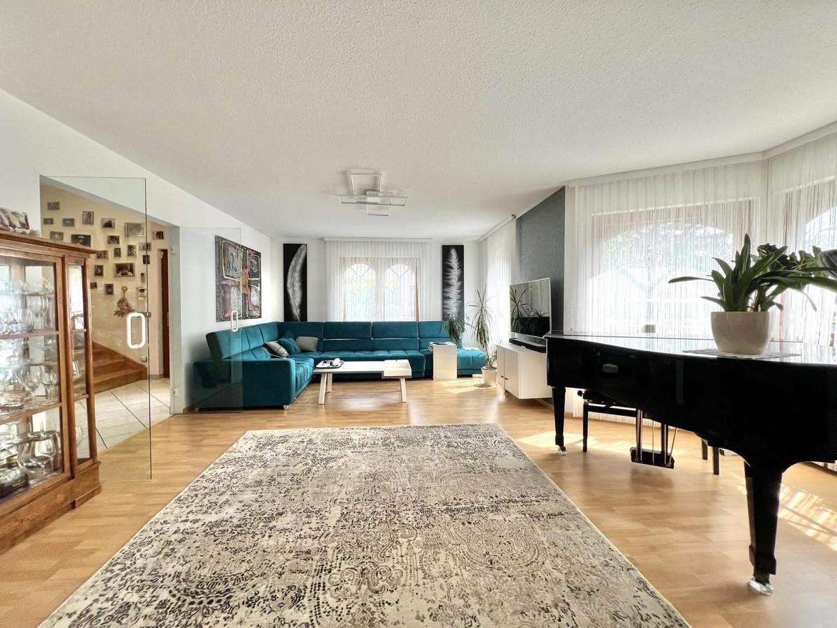 Wohnzimmer (mbliert)