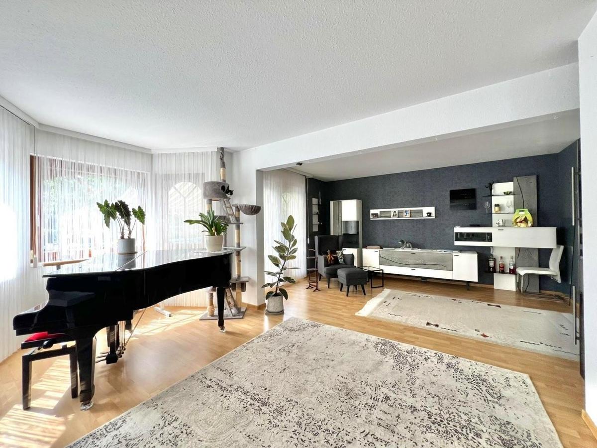 Wohnzimmer (mbliert)
