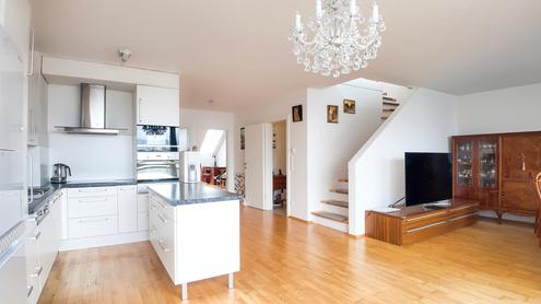 "5 Zimmer & 3 Terrassen - nähe des Badeteichs!!"