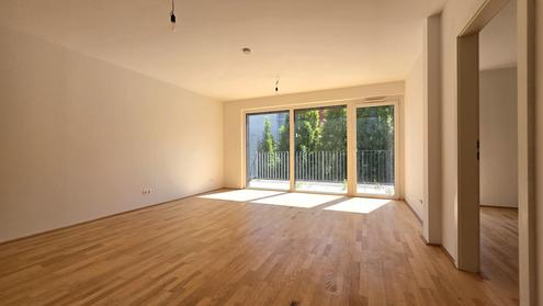 SONNIGE Neubauwohnung - GROSSE Terrasse - LETZTES Stockwerk (2.OG)!!