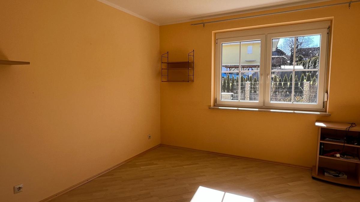 Einheit Erdgeschoss Schlafzimmer 2 von 3