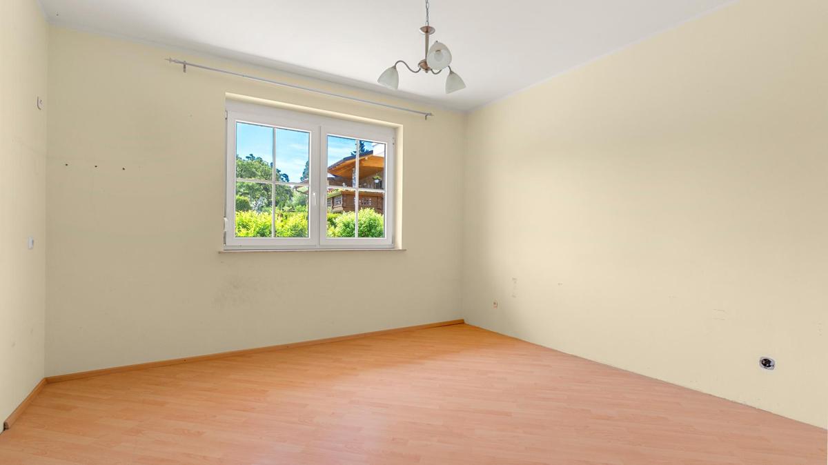 EG Wohnung 1 von 7 Schlafzimmern