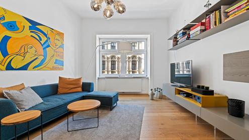 Stilvoll renovierte Altbauwohnung im 3.Bezirk. Citynaher Lifestyle mit besonderem Flair.