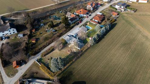 &quot;Traumhaftes Eckgrundstck mit VIEL Potenzial&quot;