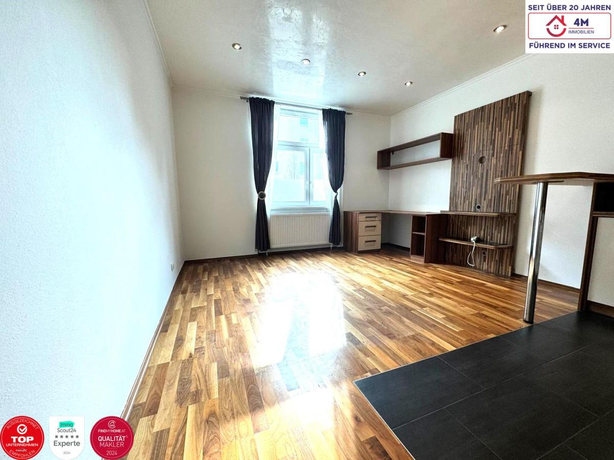 Wohnzimmer (2)