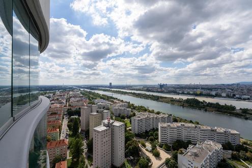 "Traumhafte Wohnung im 26. Stock mit Loggia - UNO City - Reichsbrücke - Donauinsel"