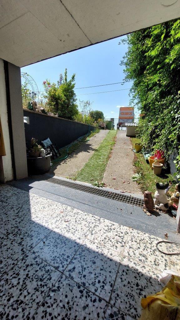 30 Garage 1220