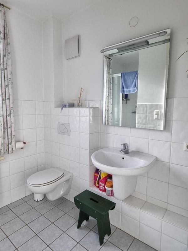 Duschbad mit WC / EG