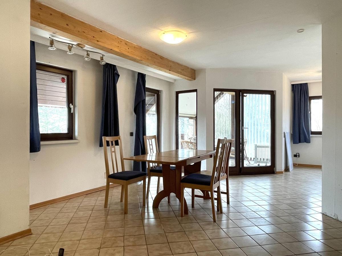 3 WOHNZIMMER