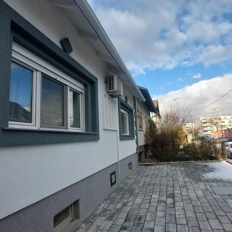 19 Terrasse vorm Haus 1220