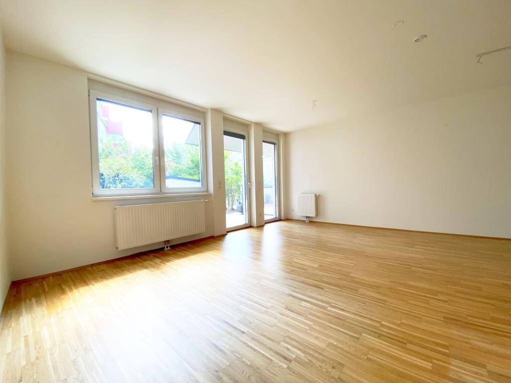 Wohnbereich - Blick zur Terrasse