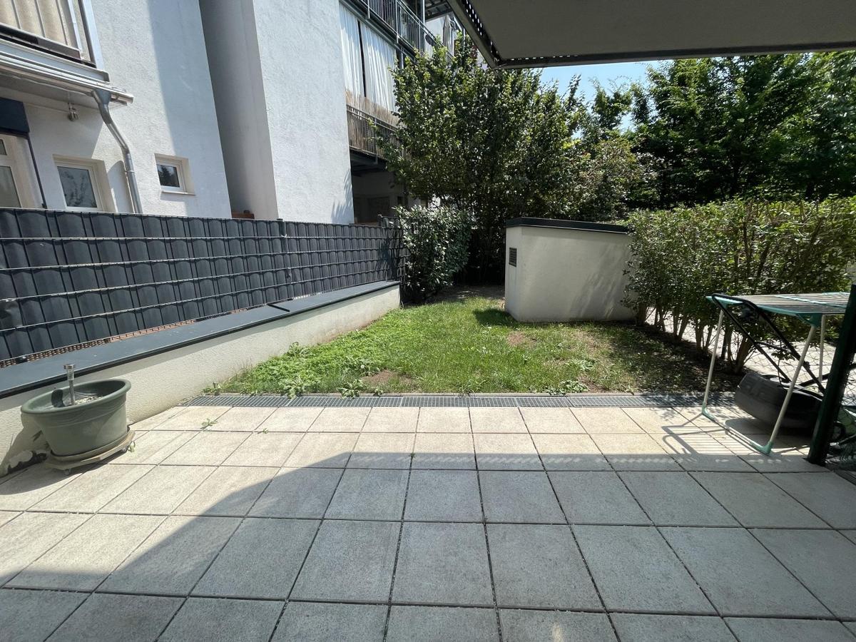 Terrasse und Garten