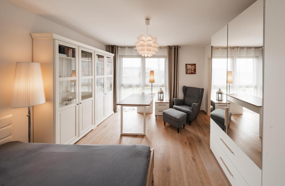 13 Schlafzimmer 2OG