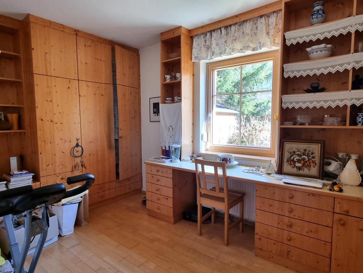 Zimmer 2, EG