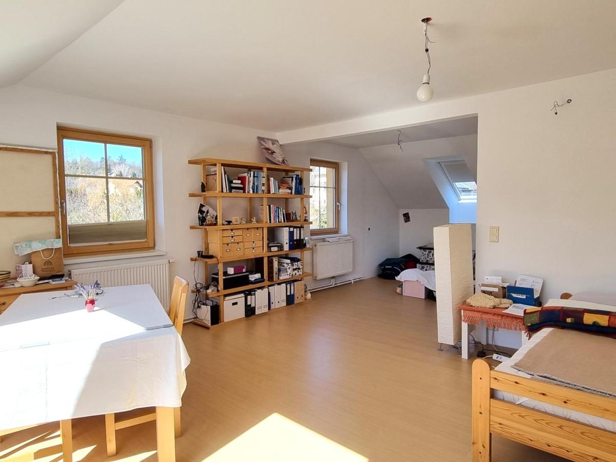 Zimmer 1, DG