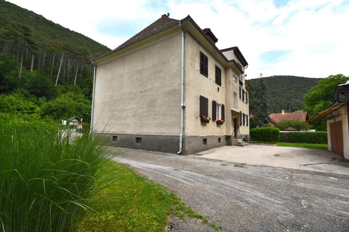 Auenansicht / Eingang