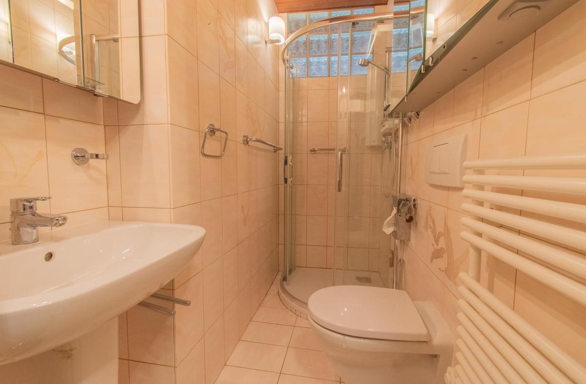 Wohnung 5, Badezimmer