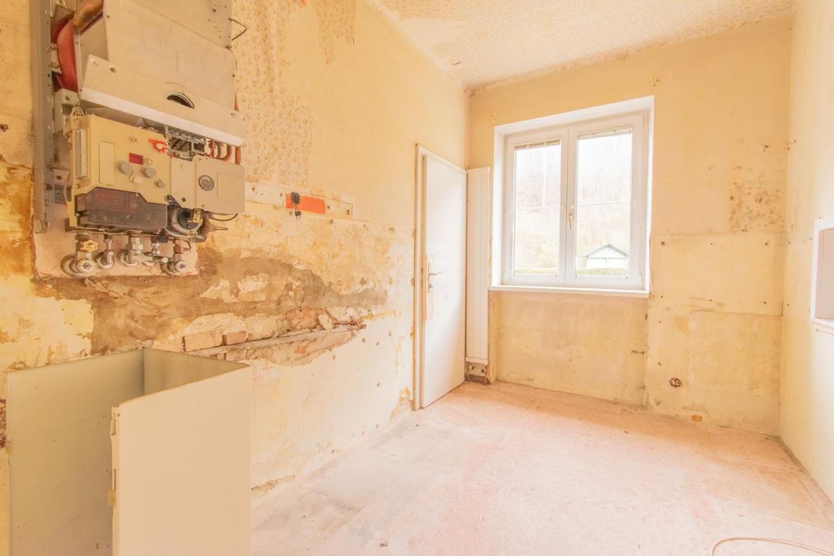 Wohnung 2, Kche