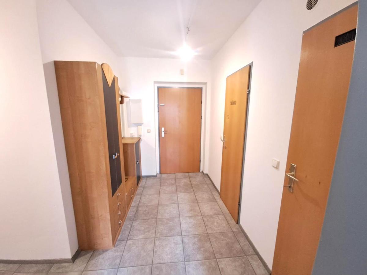 Vorraum/Garderobe