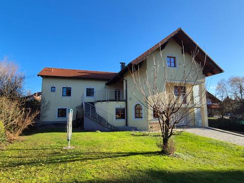 "NEUER PREIS!"  ZWEIFAMILIENHAUS MIT GÜNSTIGER FINANZIERUNGSMÖGLICHKEIT