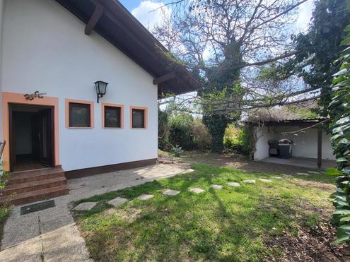 &quot;NEUER PREIS!&quot;  SOLIDER BUNGALOW MIT GUTER ANBINDUNG UND GROSSZGIGEM GARTEN IM SDEN VON WIENER NEUSTADT