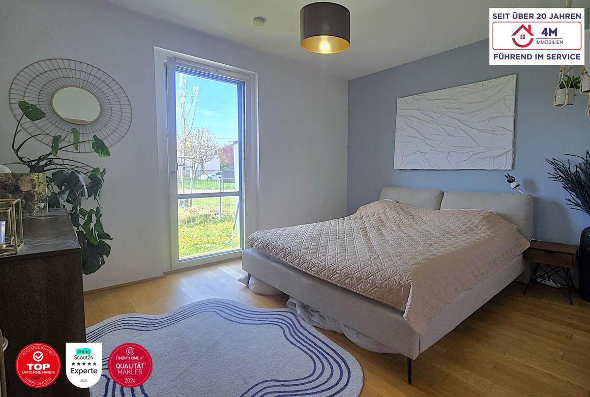 Schlafzimmer 1