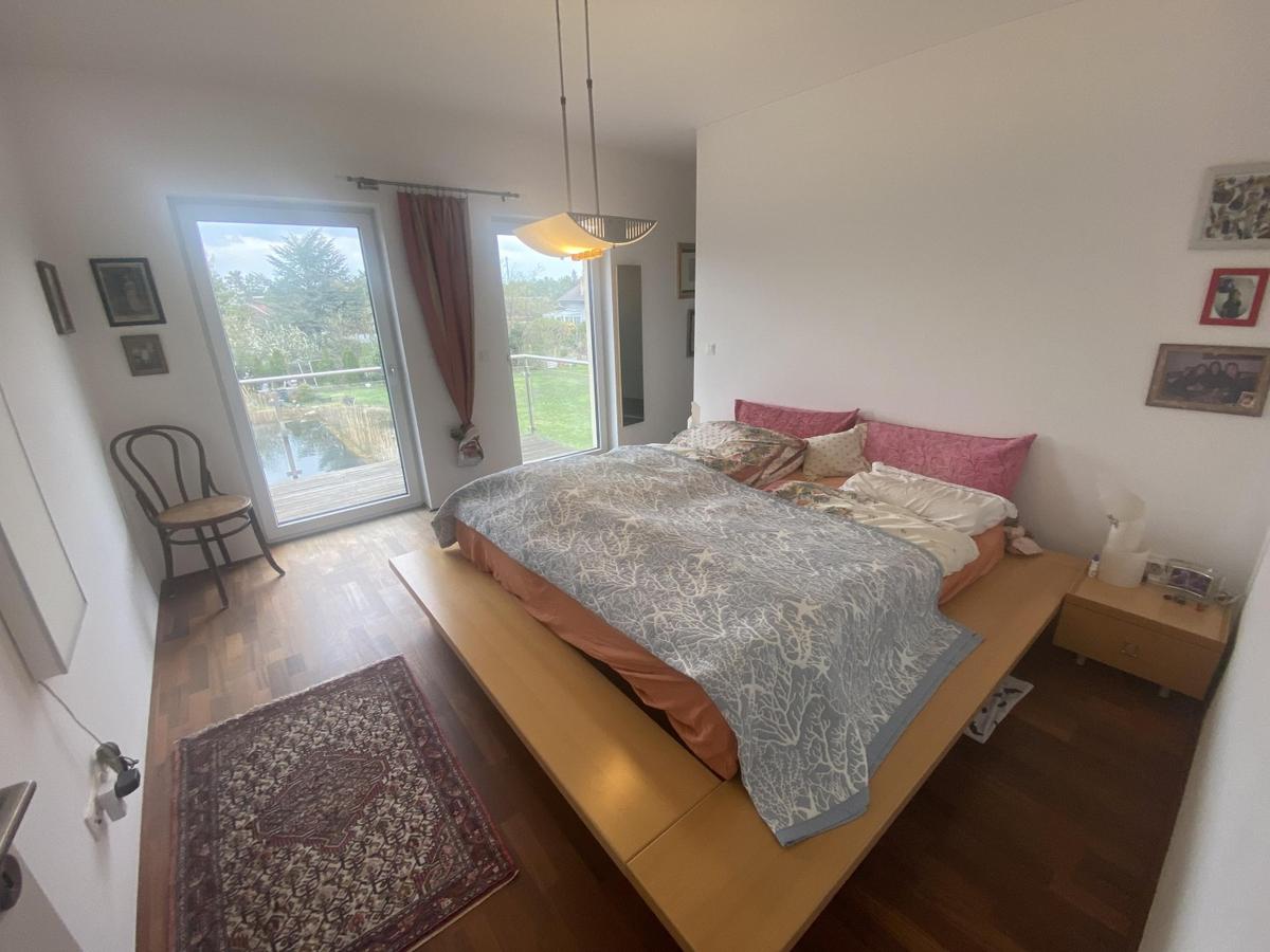 16 a Schlafzimmer 1 OG