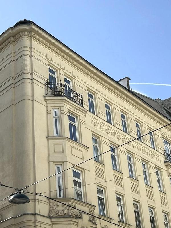 Hausansicht_Balkon
