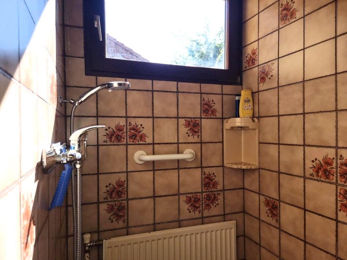 EFH_2102_10_Dusche