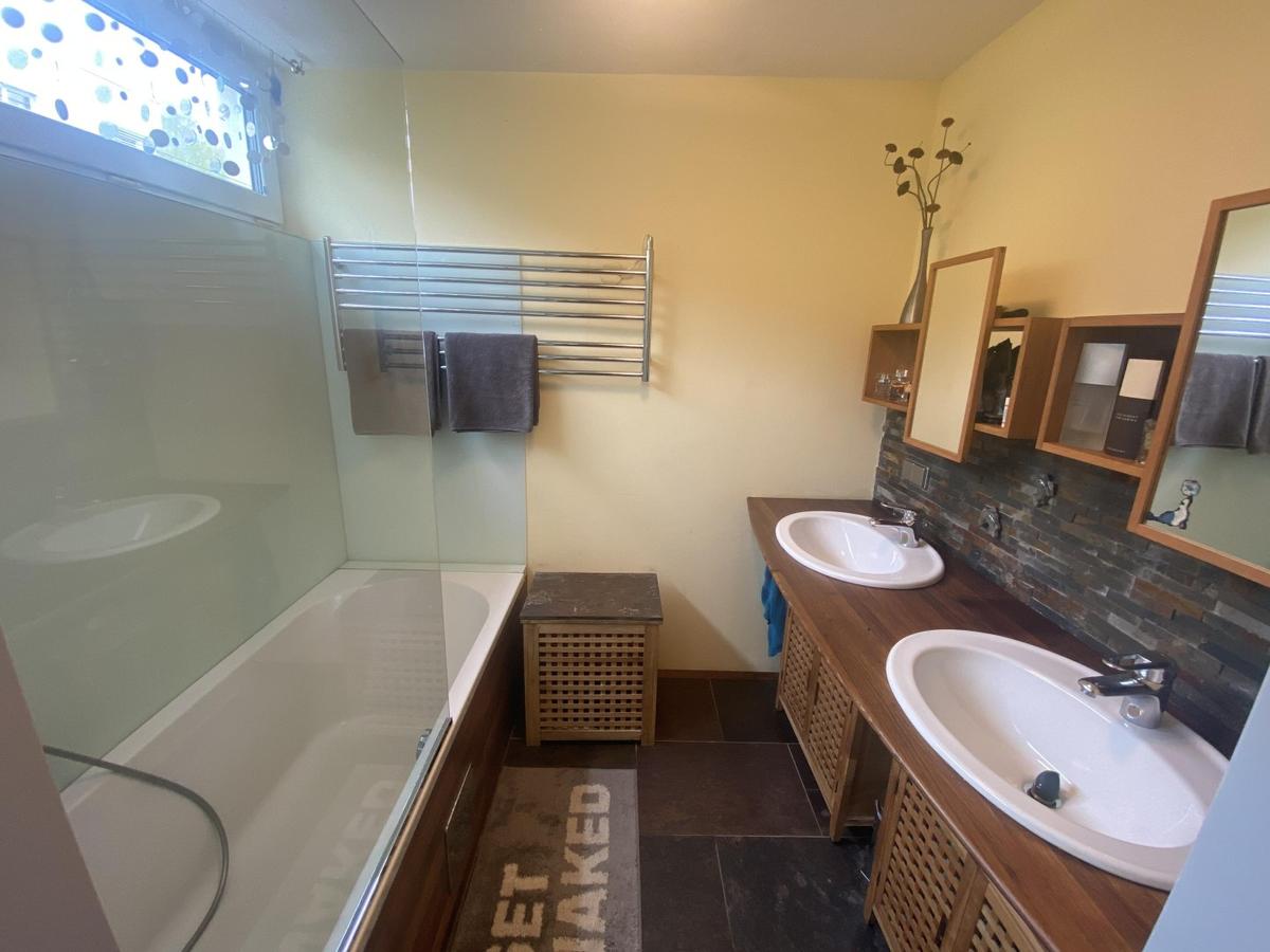 14 Badezimmer b