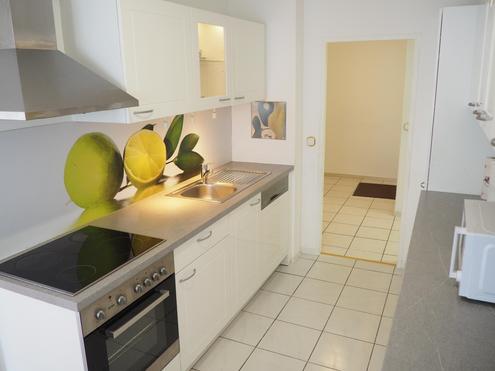 "3-Zimmer, Küche + 10m² große Loggia