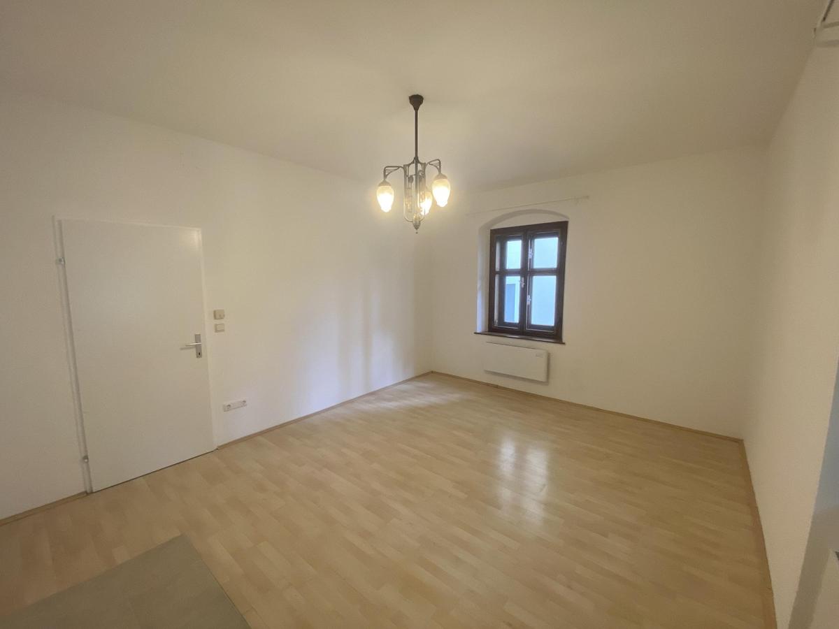5 Wohnzimmer b