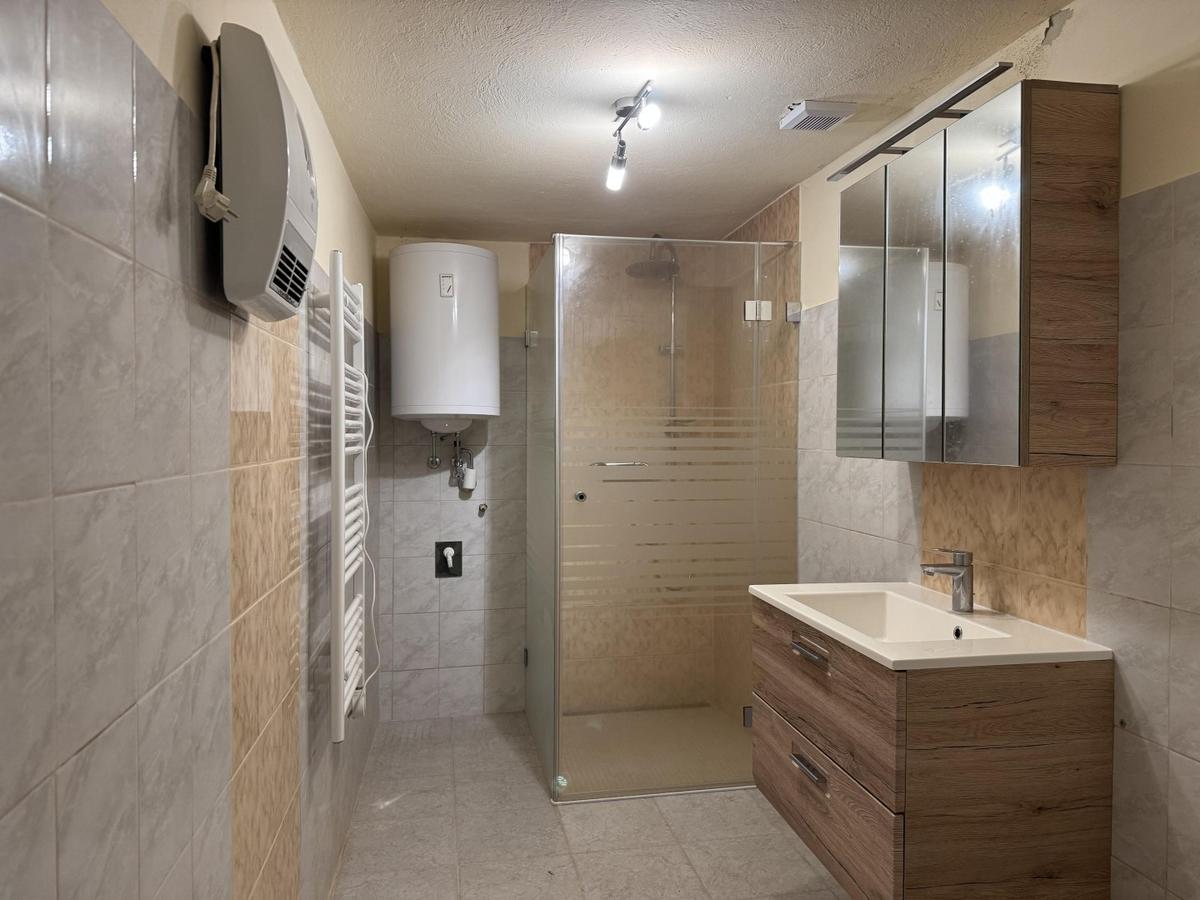 6. OG 1. Teil Badezimmer