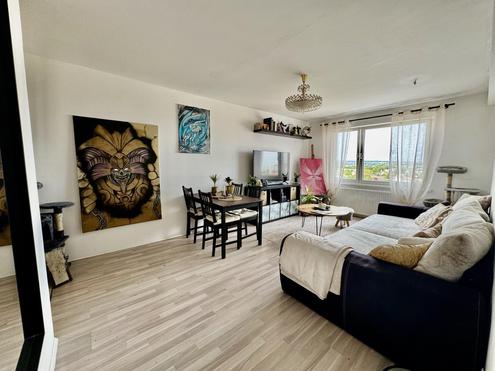 "3 Zimmer mit Fernblick ? wohnen über den Dächern der Stadt!"