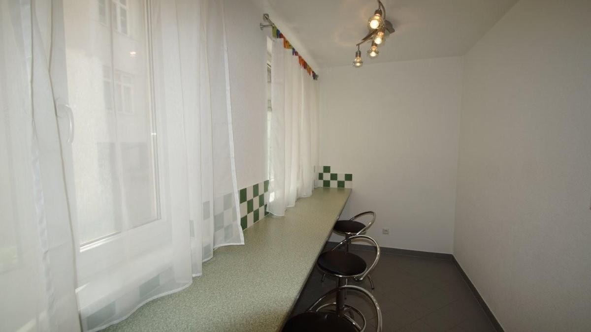 2 Essplatz 1080