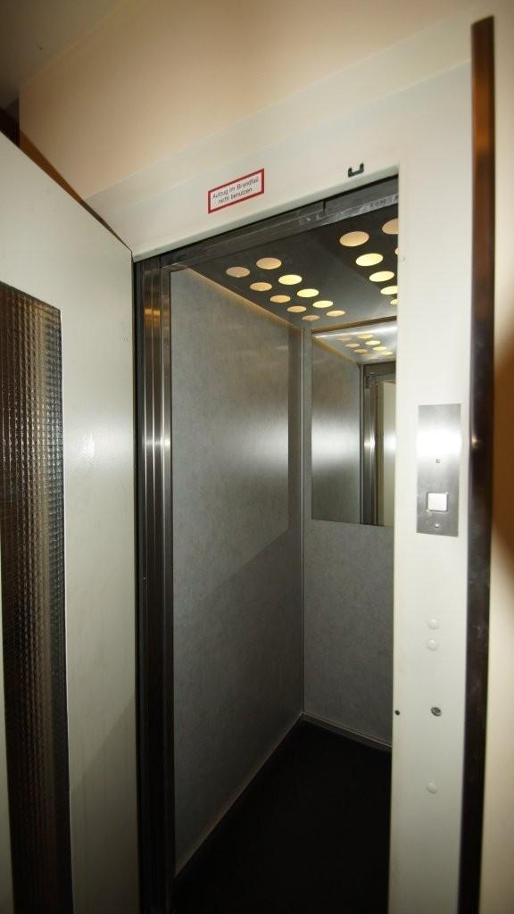 25 Lift im Haus 1080