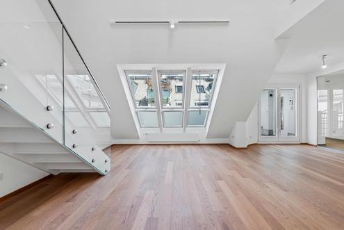 Generalsanierte Dachgeschosswohnung mit Klimaanlage im Herzen Wiens