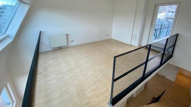 Galerie und Blick zur Terrasse