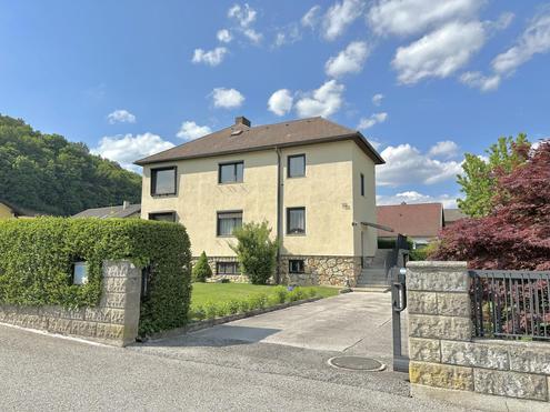 "Solides Haus mit viel Platz  in der buckligen Welt"