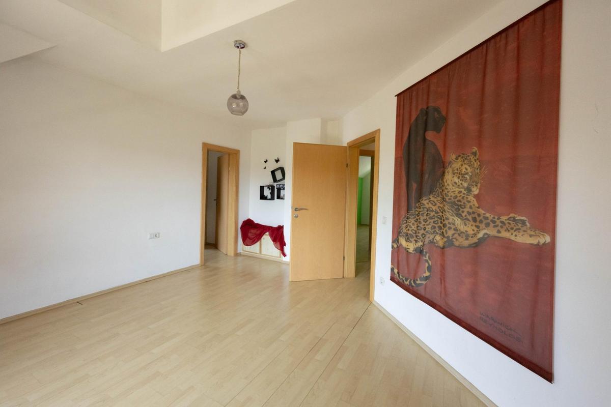Schlafzimmer DG