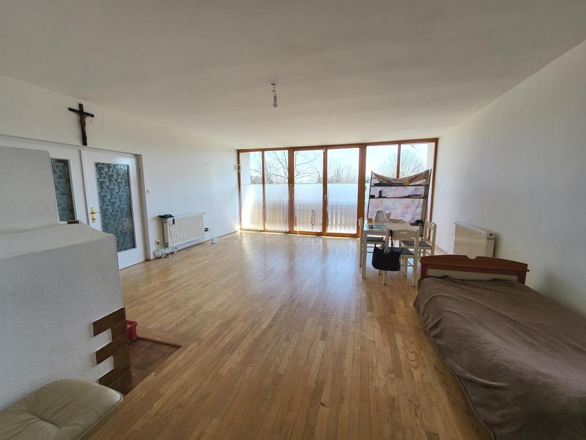 Wohnzimmer Ansicht 1