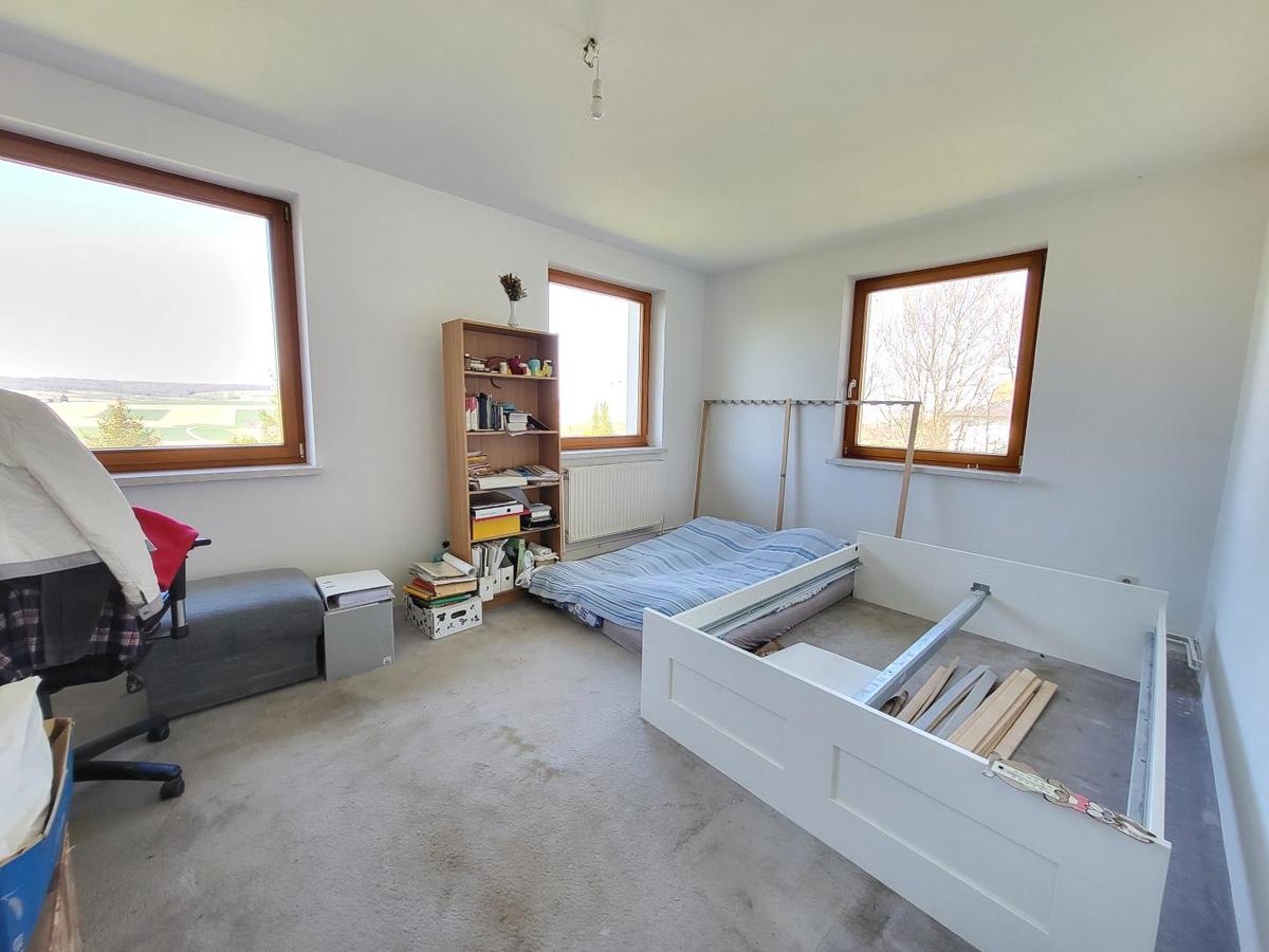 Schlafzimmer 1