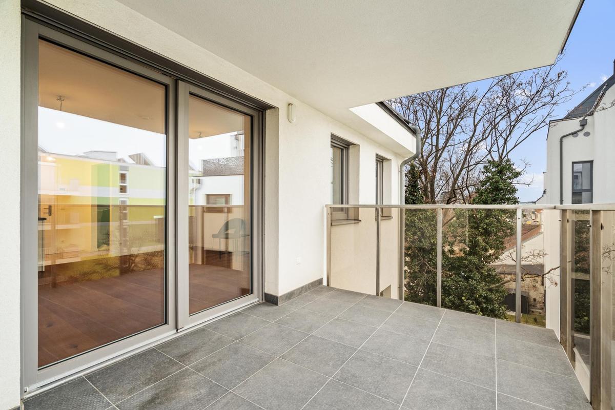 Balkon (2)
