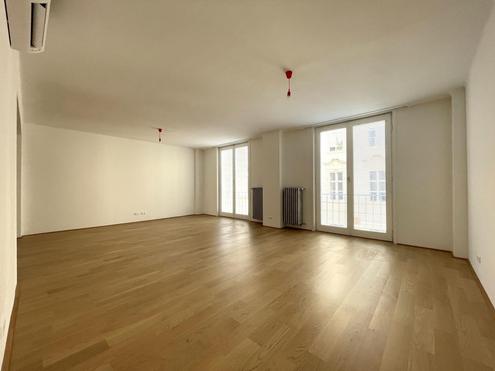 Generalsanierte (2022) Traumwohnung im City Center!!! HOCHHAUS HERRENGASSE!!!!
